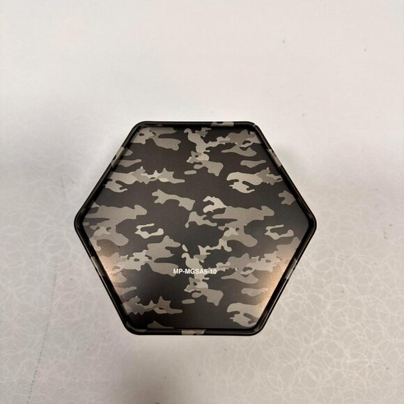 Casio G-Shock GA-100CF-8A Grey/Camo – With Box – Like New - Picture 3 of 7